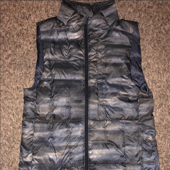 Lululemon Vest 🍋 - Picture 10 of 14